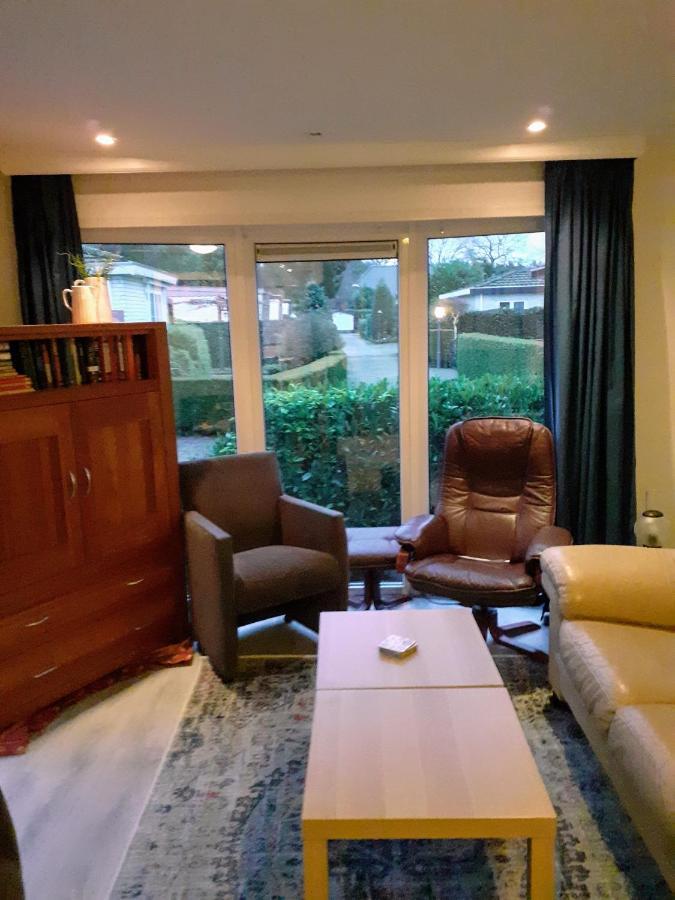 Chalet De Putter In Putten Krachtighuizen Екстериор снимка